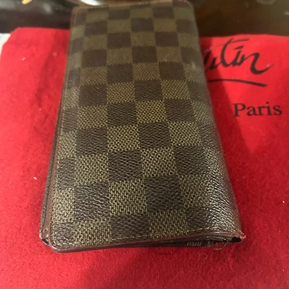 Louis Vuitton Brown Checkered Wallet - Picture 2 of 6